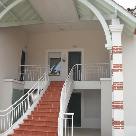 נוטרדאם-דו-מונט La Paree D'Eau 513 Appartement 2 Chambres Avec Piscine מראה חיצוני תמונה